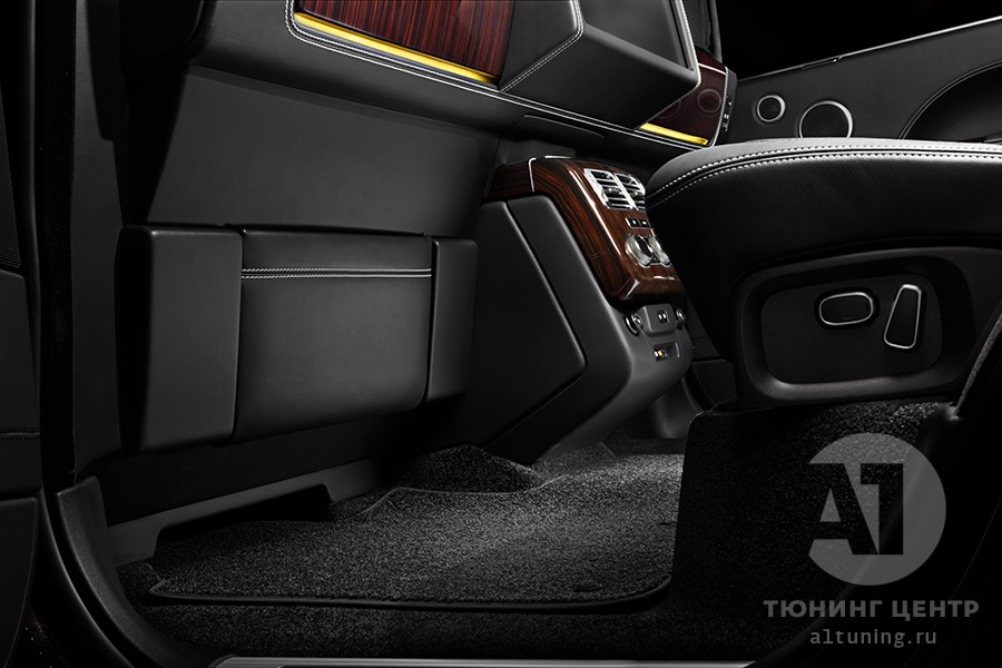 Нажмите на изображение для увеличения.&nbsp;

Название:	range_rover_salon_a1_tuningcenter_07_900_l.jpg&nbsp;
Просмотров:	4499&nbsp;
Размер:	136.2 Кб&nbsp;
ID:	11460
