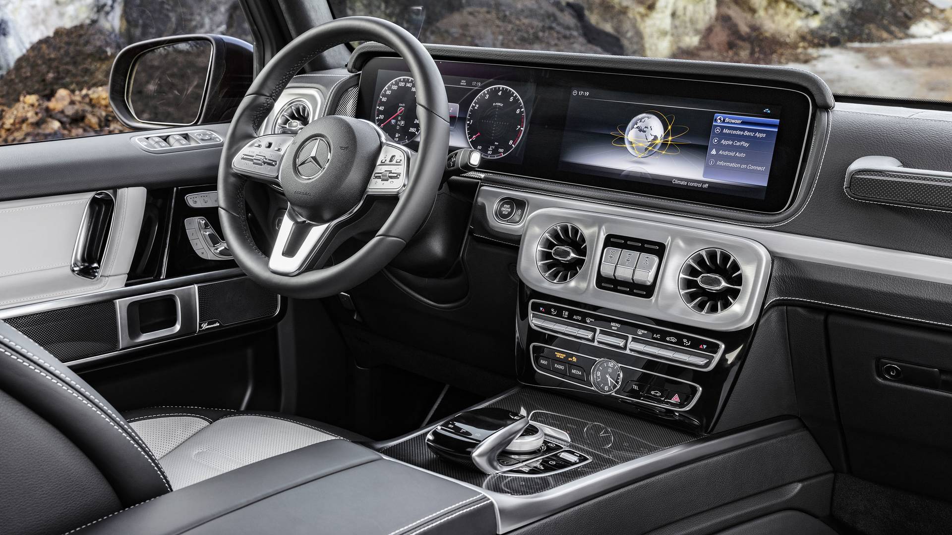 Название: 2019-mercedes-benz-g-class-interior.jpg
Просмотров: 2114

Размер: 313.2 Кб