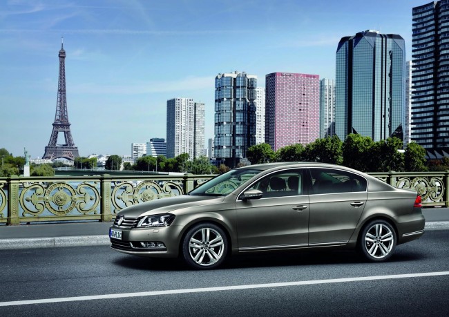 Нажмите на изображение для увеличения. 

Название:	vw-passat-2011_04-650x459.jpg 
Просмотров:	1159 
Размер:	97.5 Кб 
ID:	830